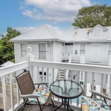 Classic King With Balcony At Curry Mansion Key West Dış mekan fotoğraf